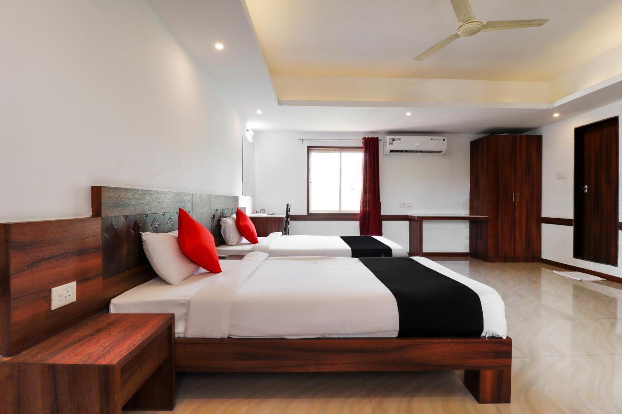 Capital O Sai Arya Residency Hotel Mangalore Exterior photo